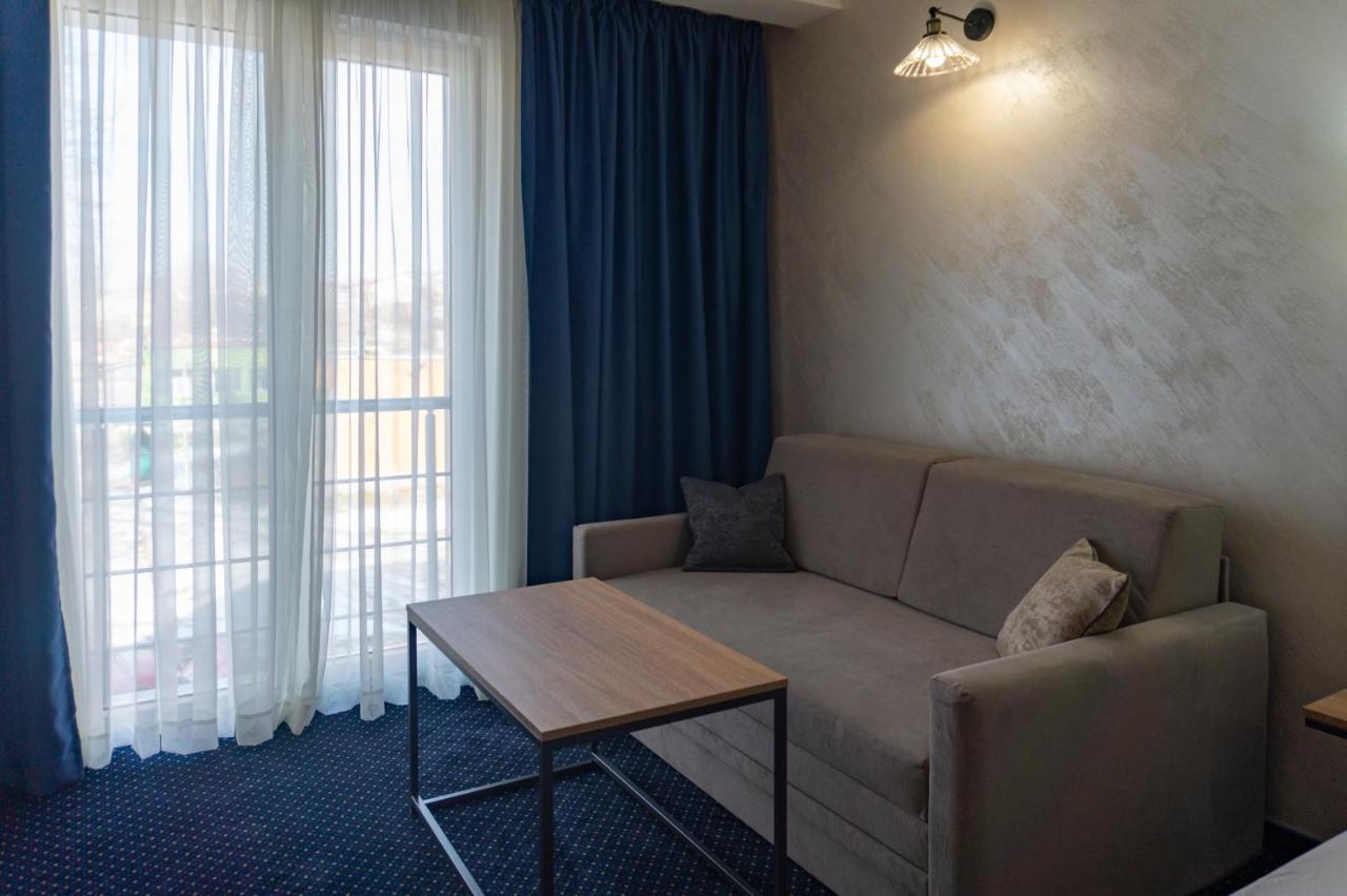 Хотел Ариел / Hotel Ariel Mizara Exteriör bild